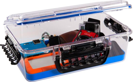 Plano Plano Guide Series™ Waterproof Case 3700 ; 35,3x22,9x13cm horgászdoboz