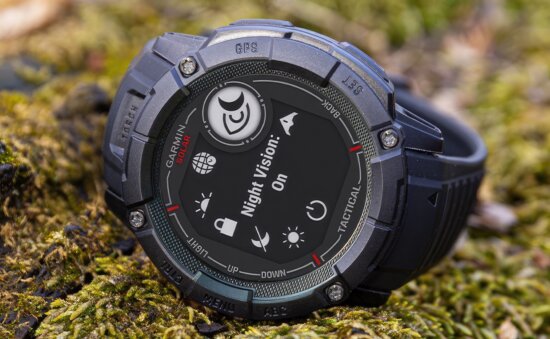Garmin Instinct 2X Solar Tactical fekete
