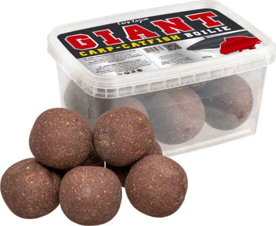 CZ Giant pontyozó és harcsázó bojli, 40 mm, véres, 300 g