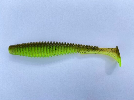 Fishup_U-Shad 4" 8Pcs. 204 - Green Pumpkin/Chartreuse