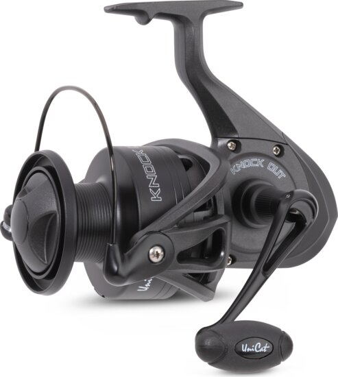 UNI CAT Knock Out harcsázó orsó