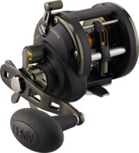 PENN SQLII15LW SQUALL II 15LW REEL BOX harcsázó pergető orsó