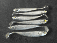 Alpha Tackle Sardine Black Gold arany csillámokkal/ 10cm